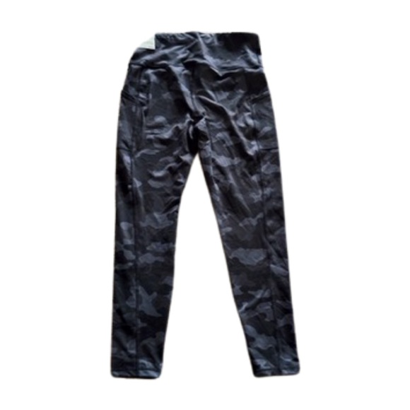 IDEOLOGY Women Compression Active 7/8
Ankle Leggings Medium in Camo Black.NWT! - Picture 7 of 11